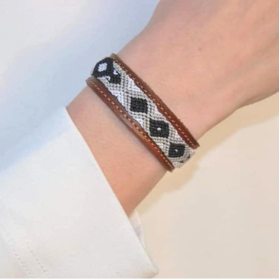 Kinaku Coba leather friendship bracelet